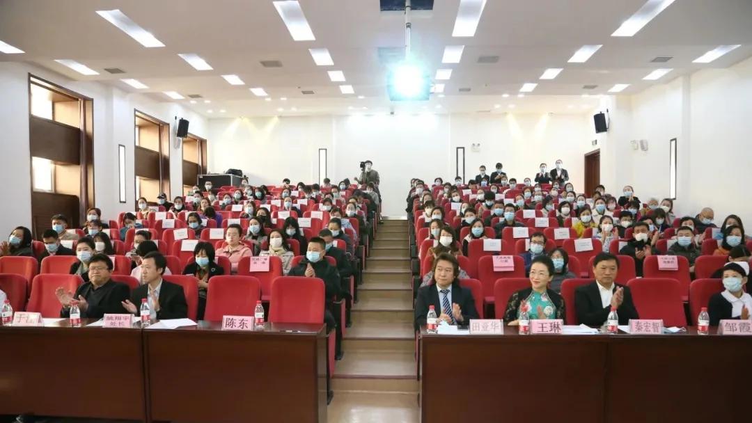 全國首家醫(yī)美咨詢（設(shè)計(jì)）師規(guī)范化培訓(xùn)教學(xué)實(shí)訓(xùn)基地揭牌